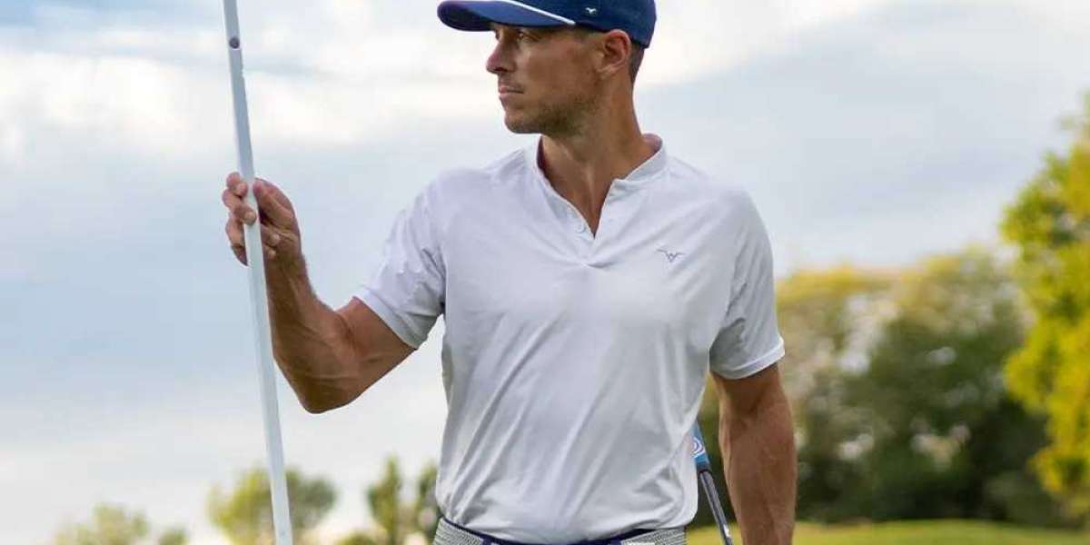 How to Pick the Right Golf Quarter Zip